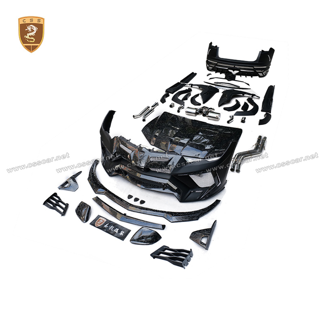 Kit de carrocería Mansory de fibra de carbono Lamborghini Urus 