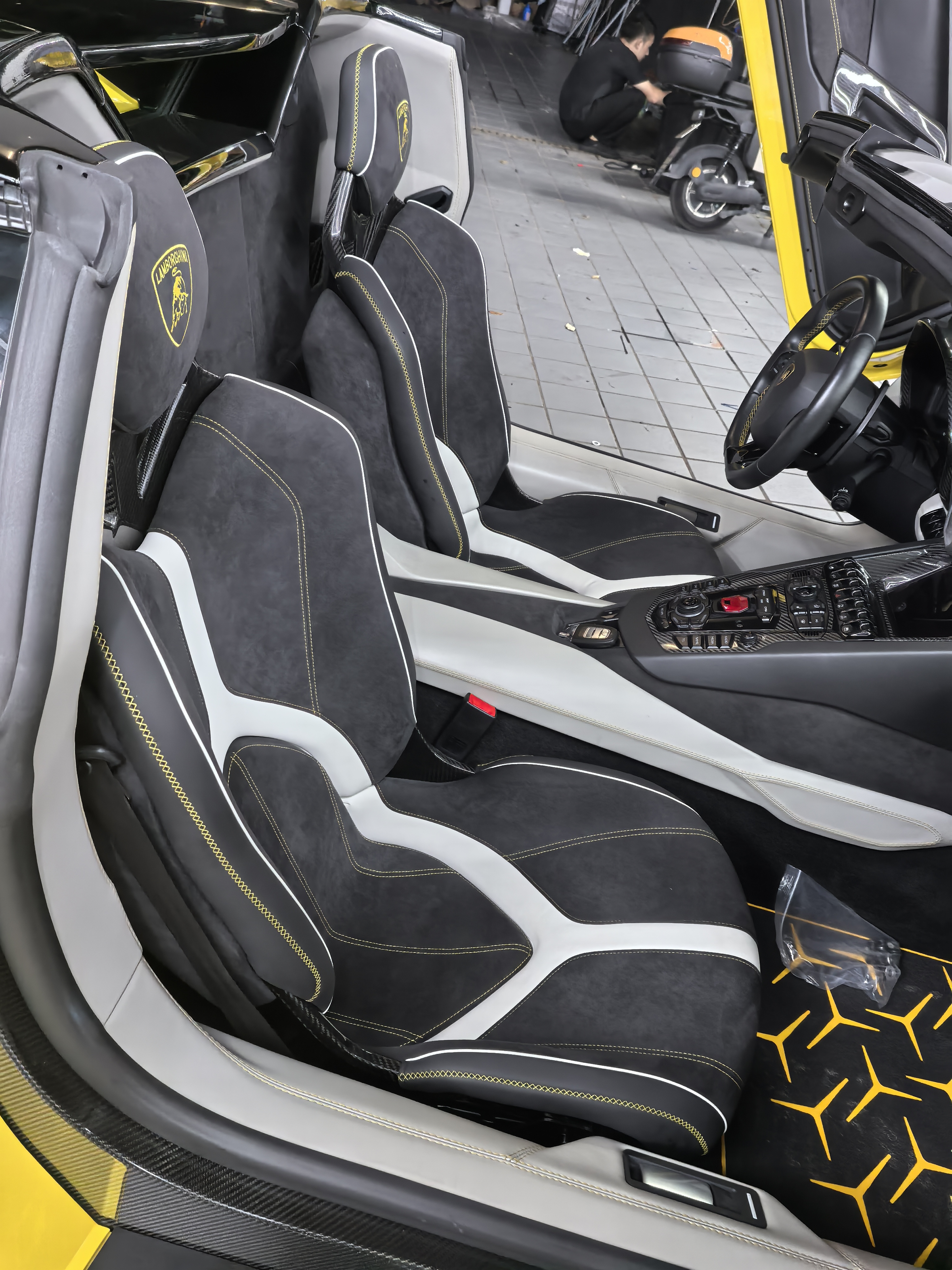 asiento lambroghini svj 