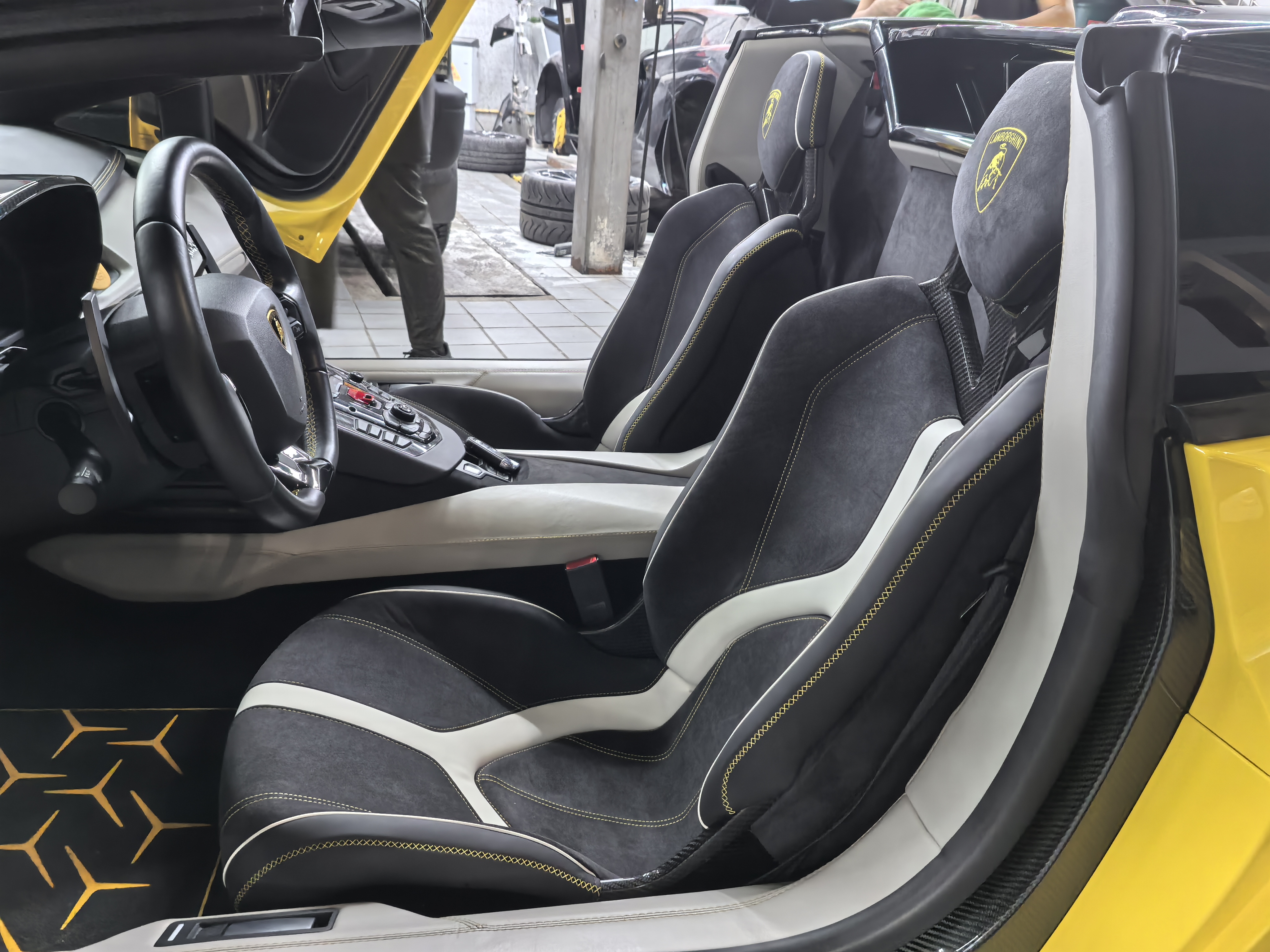 asiento lambroghini aventador svj 