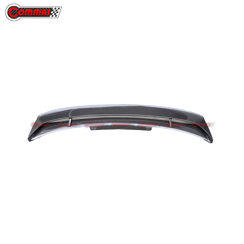 Aler&oacute;n trasero de fibra de carbono Bentley Bentayga