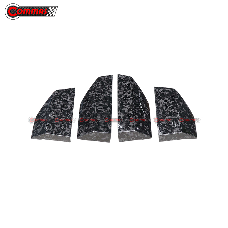 Faldones laterales Audi RSQ8